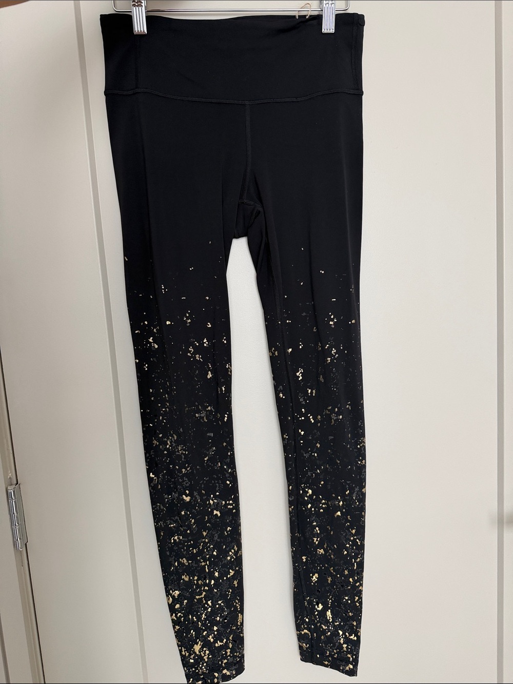 Lululemon black leggings